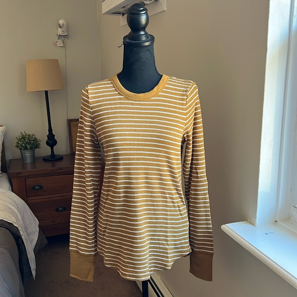 Aerie waffle knit long sleeve shirt, mustard yellow and white stripe, size large